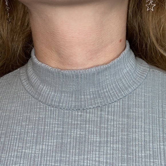 Mock Neck long sleeved - Picture 3 of 5